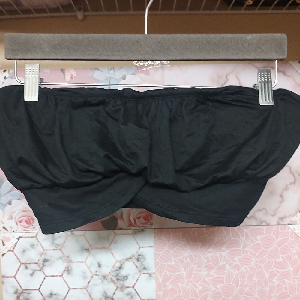 Black Strapless Bandeau Top